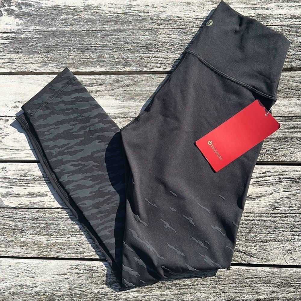 Lululemon Lunar‎ Wunder Under High-Rise Tight 25" black size 2 NWT leggings